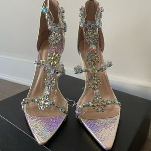 BRAND NEW, never worn Nicole style diamond heels